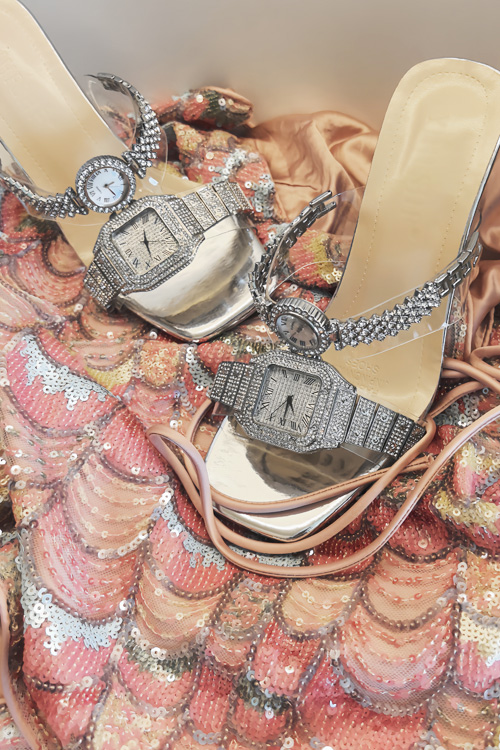 Sandalias de tacón alto con re - Luxury Watch Square reseña y precio